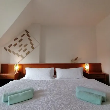 Domstadt Apartments Merseburg Zimmer foto